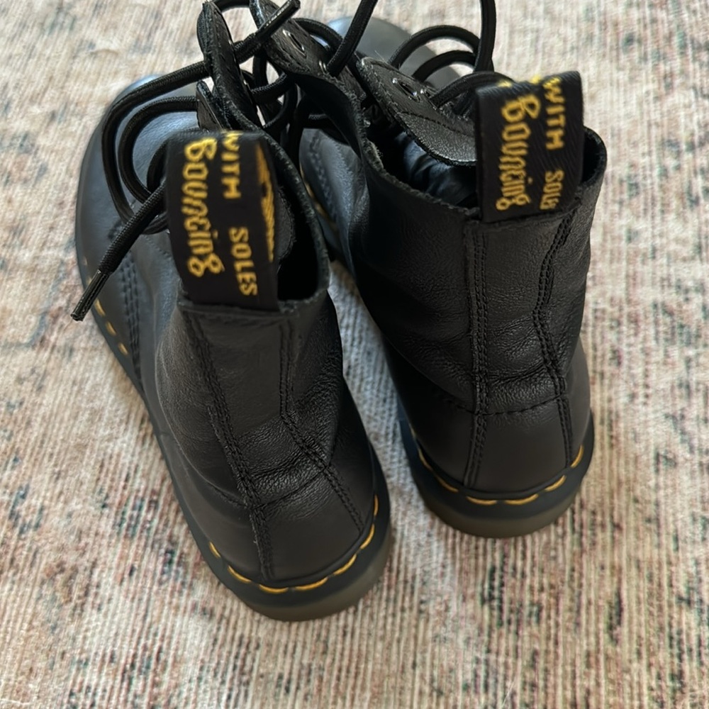 Doc Martens - Picture 4 of 8